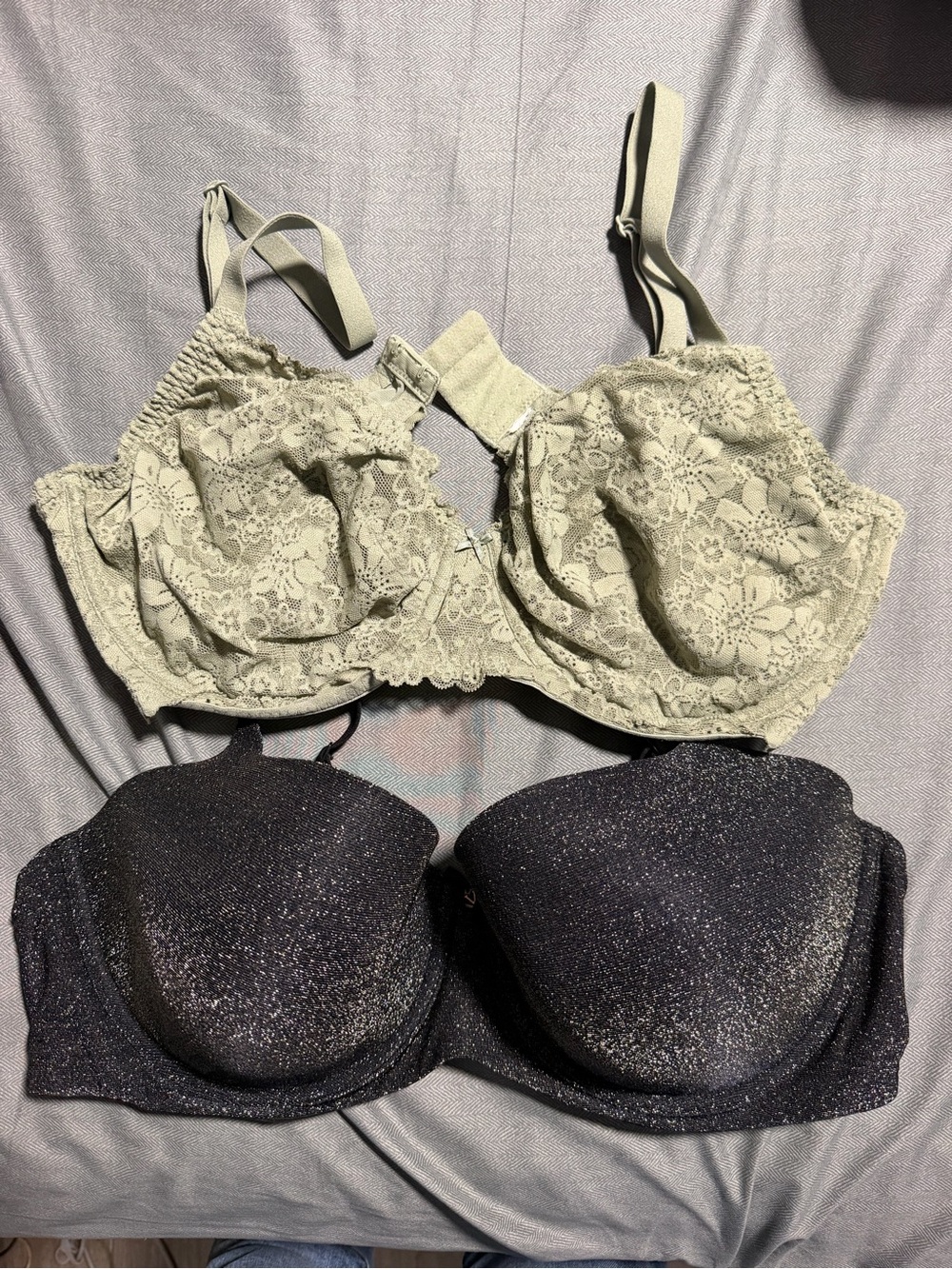 Lot of 2 Bras Size 38DD - Victoria's Secret Metallic Sparkle & Sage Green Lace